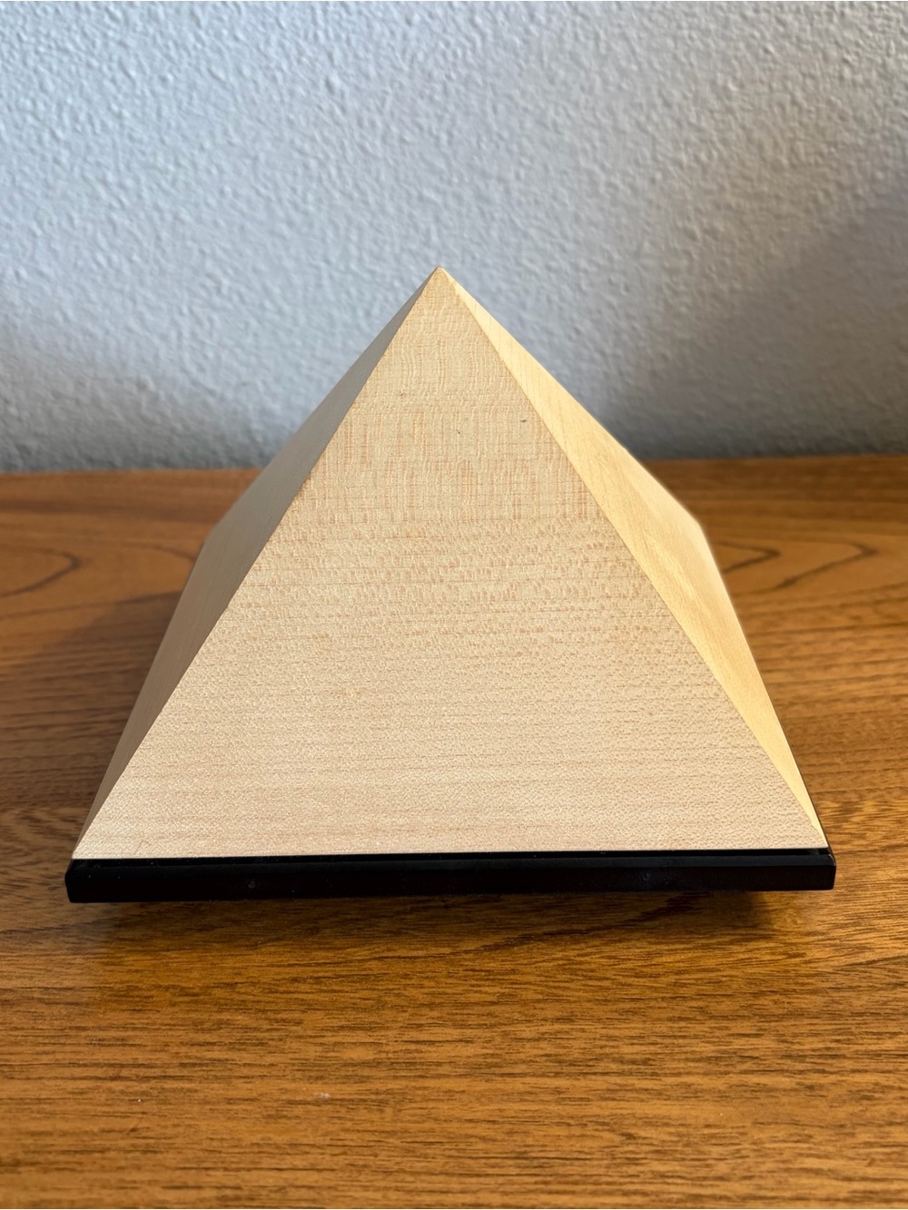 Sage Pyramid Meditation Gong Timer Works & Looks Great!! $120.